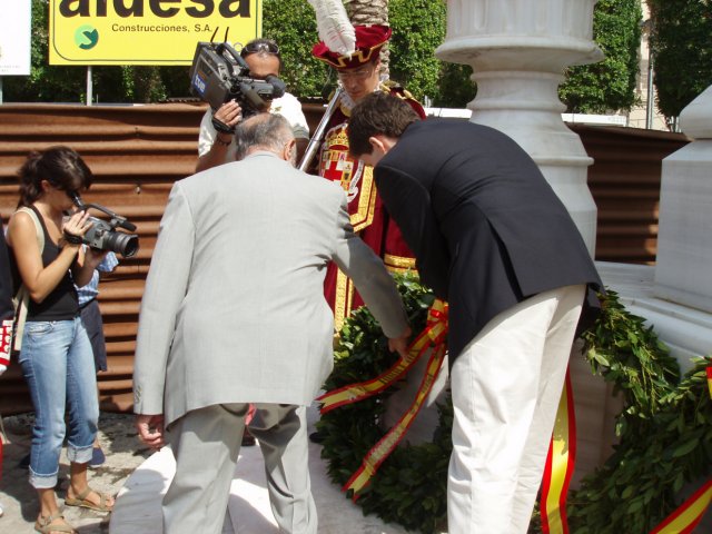 ofrenda_coronas.jpg