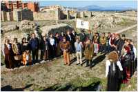 <a href='javascript:PopupPic('http://www.alhaurin.com/noticias/imagenes/2014/Marzo/torrijos.jpg')'><img src='http://www.alhaurin.com/nuevo/imagenes/lupita.gif'></a>