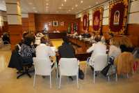 <a href='javascript:PopupPic('http://www.alhaurin.com/noticias/imagenes/2015/Noviembre/consejo_escolar_municipal.jpg')'><img src='http://www.alhaurin.com/nuevo/imagenes/lupita.gif'></a>