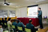 <a href='javascript:PopupPic('http://www.alhaurin.com/noticias/imagenes/2016/Febrero/guardia_civil_en_ies_gerald_brenan.jpg')'><img src='http://www.alhaurin.com/nuevo/imagenes/lupita.gif'></a>